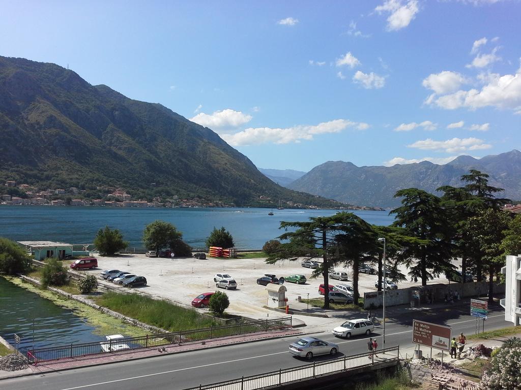 Apartment Todor Kotor Eksteriør billede
